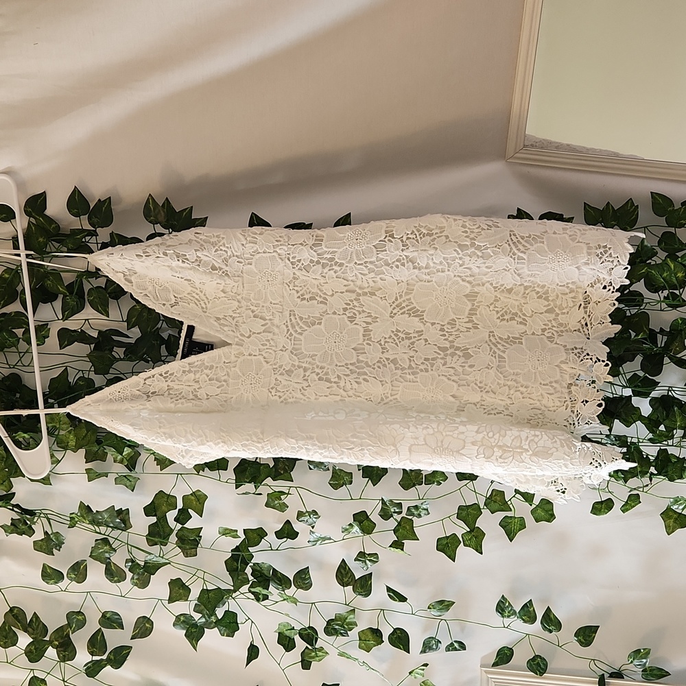 White lace dress